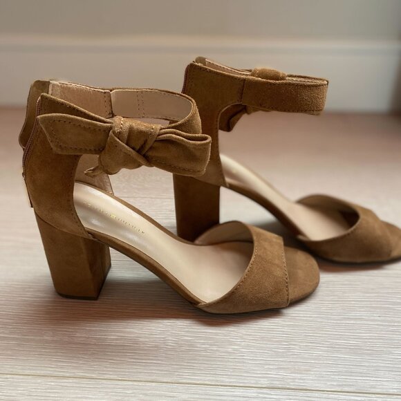 Tommy Hilfiger Suede Block Heels - Picture 9 of 12